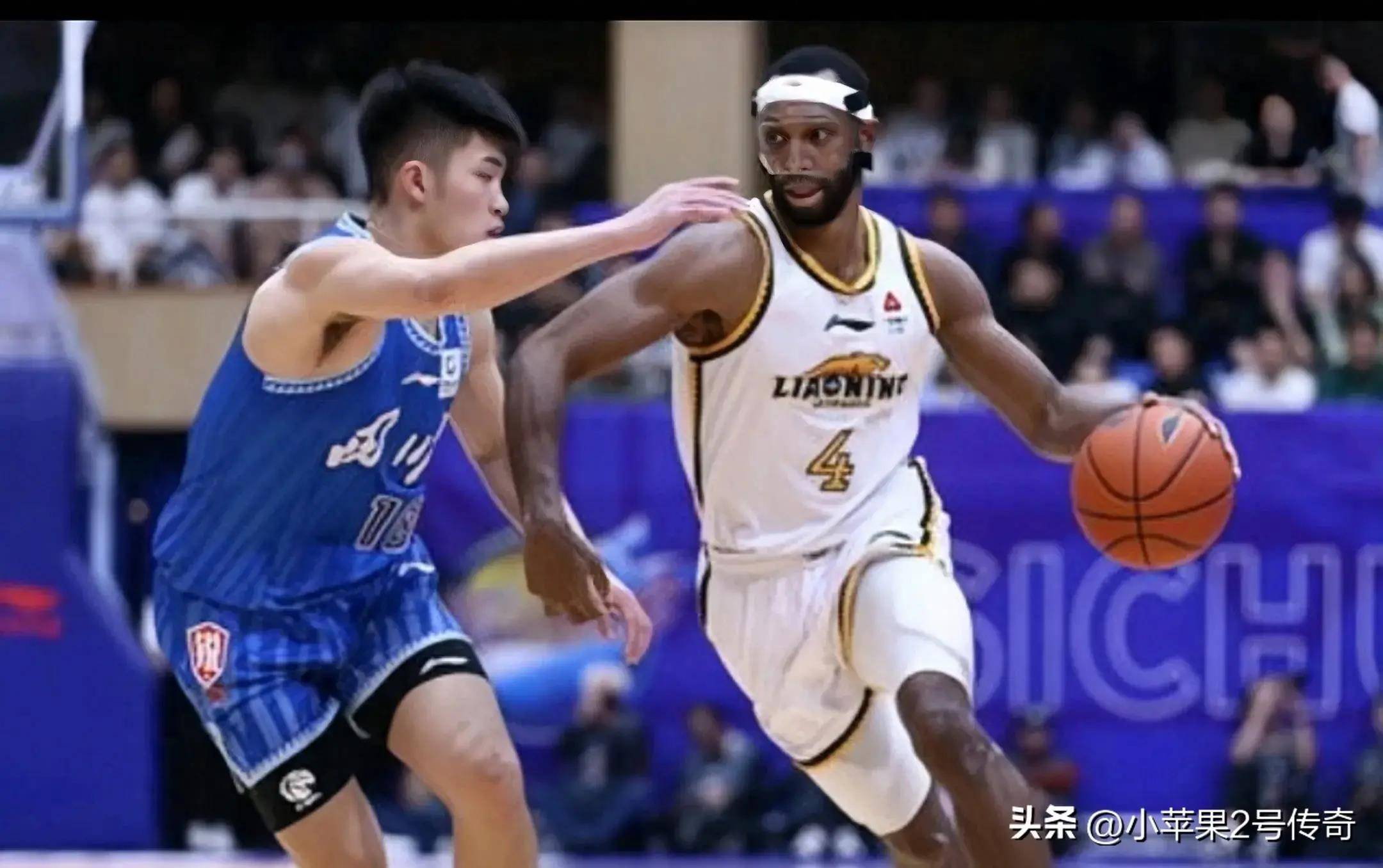 天津男篮客场大胜四川队,取得两连胜 天津男篮客场大胜四川队,取得两连胜