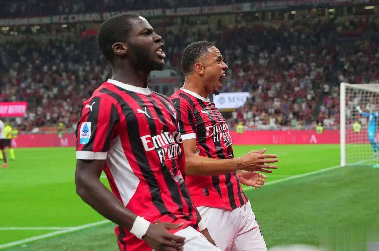 曼联击败AC米兰晋级欧联杯八强 曼联击败AC米兰晋级欧联杯八强