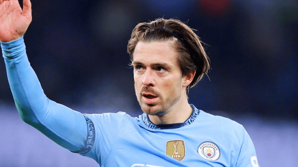 包含伯恩茅斯近期表现不佳，球迷呼吁反弹的词条