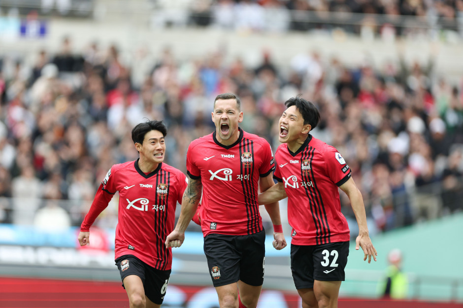 济州联队取得惊人胜利，晋级淘汰赛