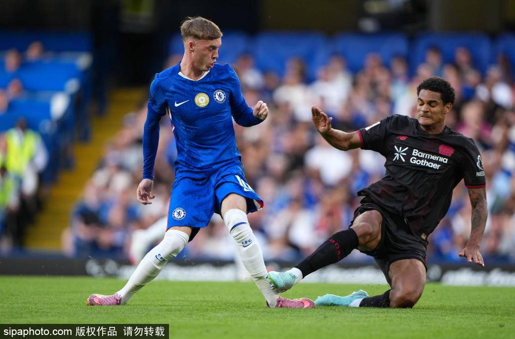 切尔西前锋持续低迷：主教练寄望他能早日恢复状态的简单介绍