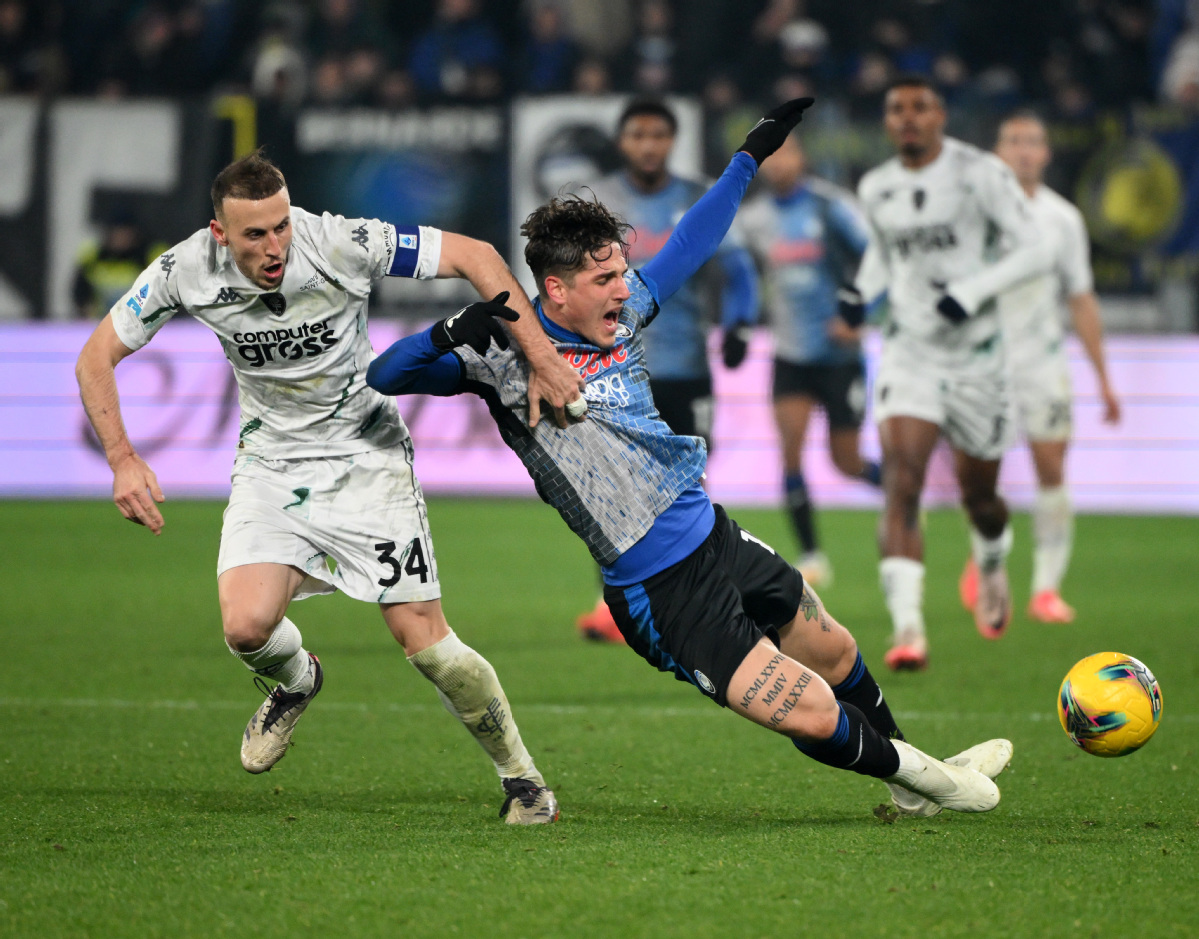 意甲球队罗马在大胜中占据高位