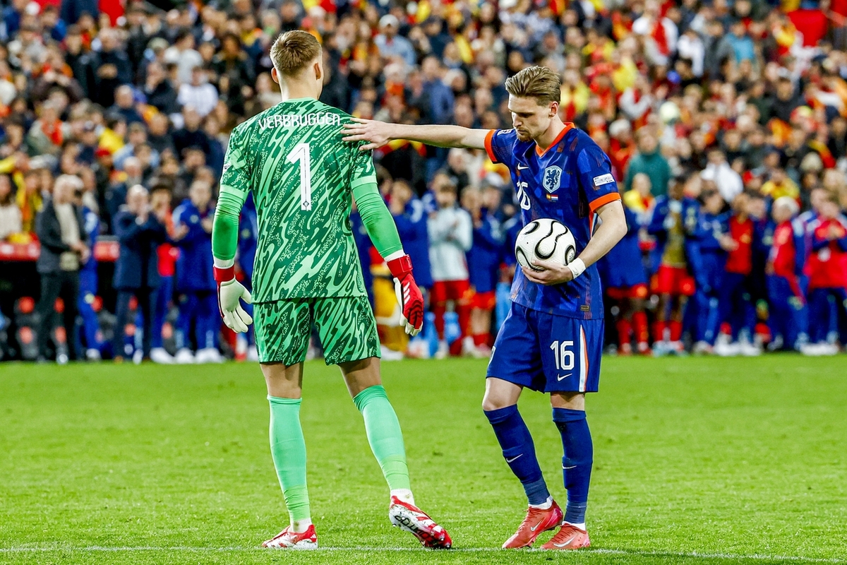 荷兰在点球大战中胜出,晋级欧锦预赛半决赛的简单介绍 荷兰在点球大战中胜出,晋级欧锦预赛半决赛的简单介绍