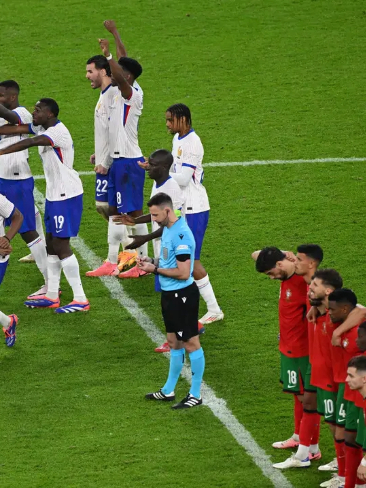 澳大利亚队不敌对手，遗憾出局