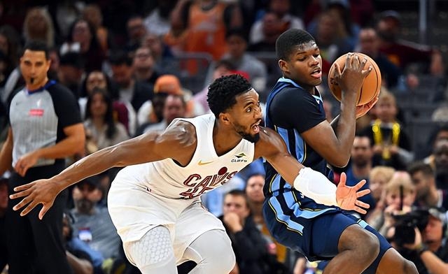 包含克里夫兰骑士新秀在表现中展现出潜力的词条